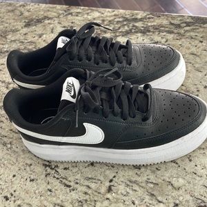 Like NEW Court Vision Alta